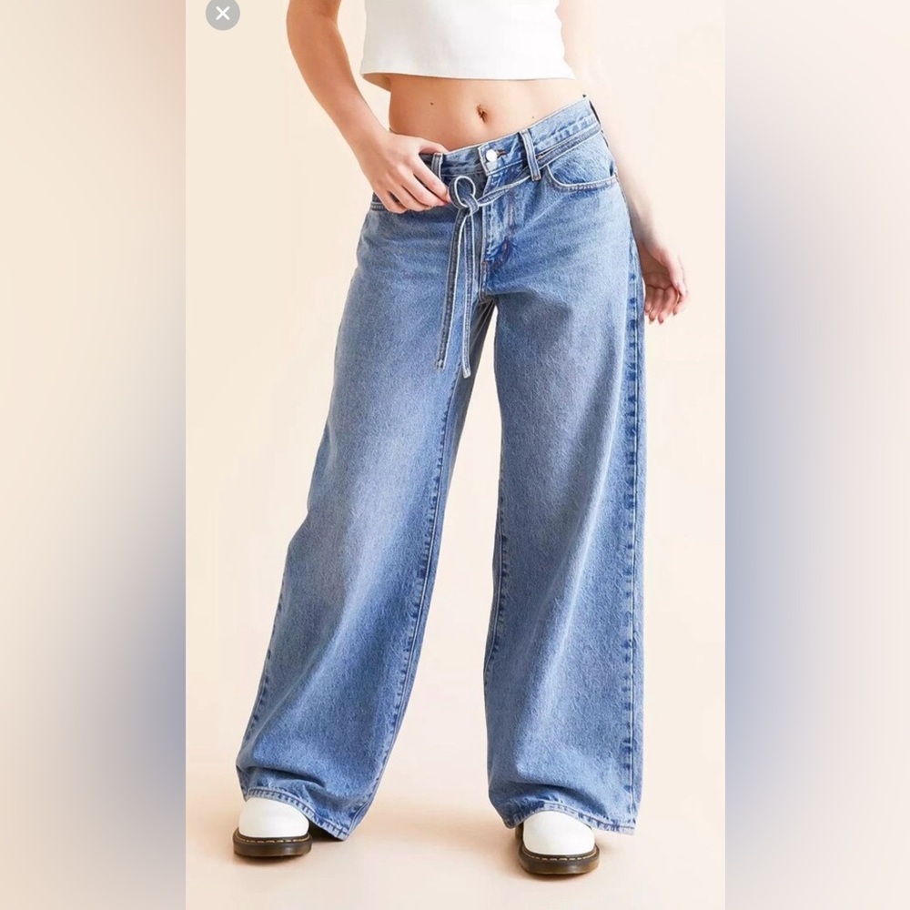 NWT Levi’s XL Straight Women's Blue Wide-Leg Jeans, size 25